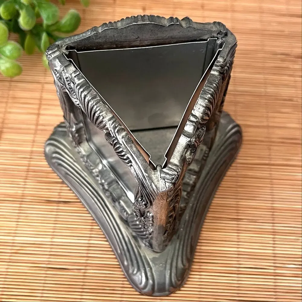Ornate Godinger Silverplate Costal Seashell 3-Sided Tabletop Photo Frame Beach